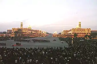 Cérémonie de la Battue en retraite&nbsp;(en), qui marque officiellement la fin de défilé du Jour de la République à New Delhi