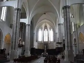 église de San Fortunato de Todi (it) (1292-1450).