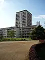 Tour du Val d'Or dans le quartier résidentiel du Parc de la Haye.