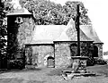 Trévé ː la chapelle Saint-Pierre d'Hémonstoir vers 1920 (carte postale).