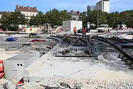Vue des traveaux du tramway au niveau de la séparation des lignes T1 et T2 place de la République