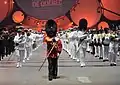 L'United States Navy Band défilant avec le Royal 22e Régiment en août 2009.