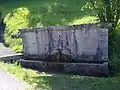 Une fontaine.
