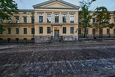 Uusi klinikka.