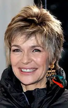 Véronique Jannot dans le rôle d'Ève Cassel