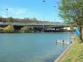 Vue sur le viaduc de Joinville en 2014