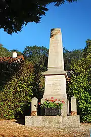 Monument aux morts.
