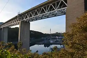 Pont de l'Harteloire vu des rives de la Penfeld.