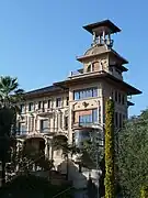 Vue extérieure de la façade sud de la villa Bianca.