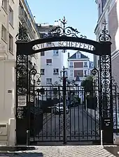 Entrée de la villa Scheffer, au no&nbsp;49.