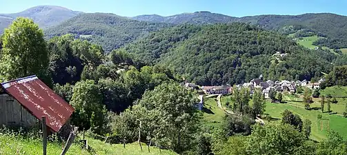 Alos depuis le hameau de La Pauze en 2010.
