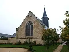 Chevet et vitrail XIXe&nbsp;siècle.