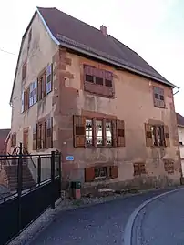 Maison aux dîmes du XVIe siècle.