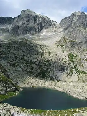 Vue du Spišský štít (à droite) et des Baranie rohy (à gauche).