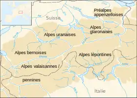 Carte de localisation des Alpes uranaises dans les Alpes centrales.